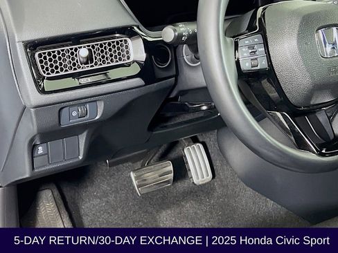 Used 2025 Honda Civic Sport image 11