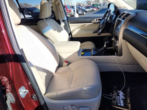 Used 2020 Lexus GX 460 Luxury image 33