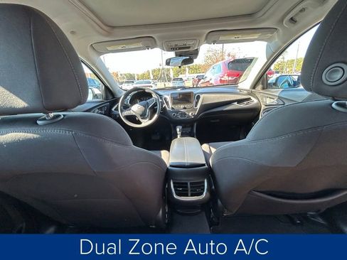 Used 2024 Chevrolet Malibu LT image 19