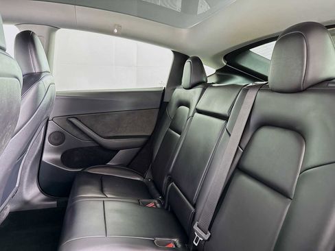 Used 2023 Tesla Model Y Long Range image 20