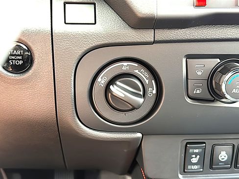 New 2026 Nissan Frontier PRO-4X w/ Pro Premium Package AWD/4WD image 25