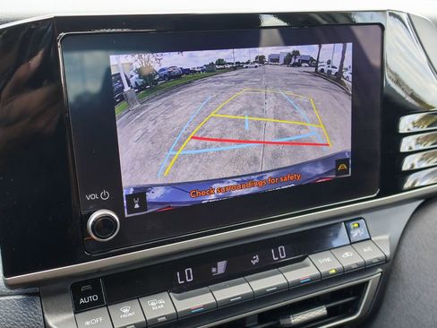 Used 2025 Toyota Camry LE FWD image 4