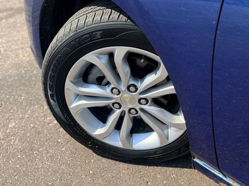 Used 2019 Chevrolet Cruze LT FWD image 23