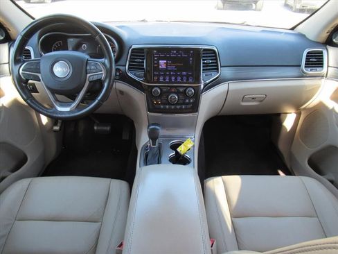 Used 2019 Jeep Grand Cherokee Limited image 13