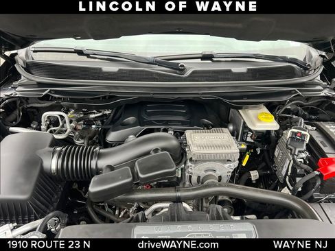 Used 2023 Jeep Wagoneer 4WD w/ Premium Group I image 28