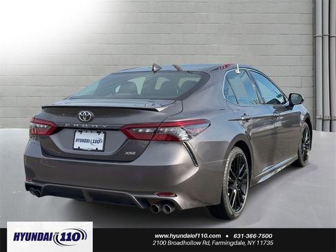 Used 2023 Toyota Camry XSE image 8