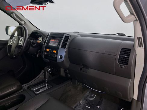 Used 2017 Nissan Frontier PRO-4X w/ Pro-4x Luxury Package AWD/4WD image 34
