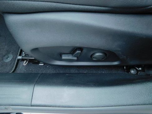 New 2026 Jeep Compass Limited image 24