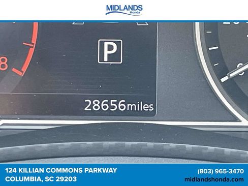 Used 2025 Nissan Versa SV FWD image 20