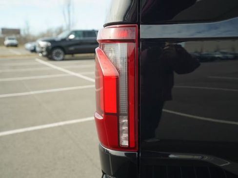 Used 2024 Ford F150 Lariat w/ Equipment Group 502A High image 42