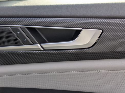 New 2026 Volkswagen Atlas Cross Sport SEL R-Line image 35