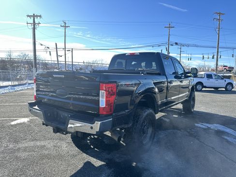 Used 2018 Ford F250 Lariat image 6