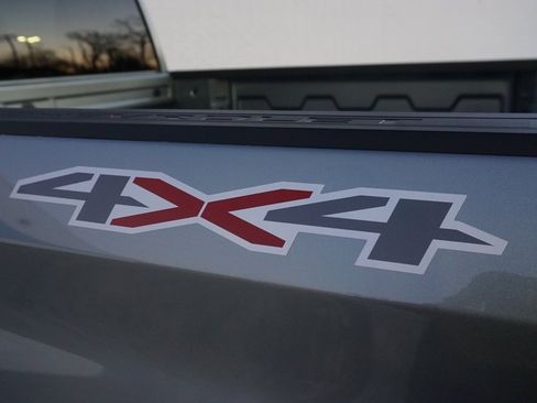 New 2026 Chevrolet Silverado 1500 LT image 24