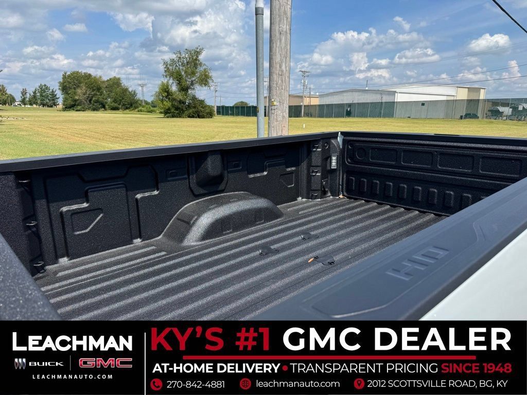 New 2026 GMC Sierra 2500 Pro w/ 1SA Pro Safety Plus Package AWD/4WD image 15