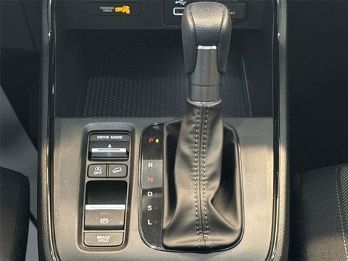 Used 2025 Honda CR-V LX image 20