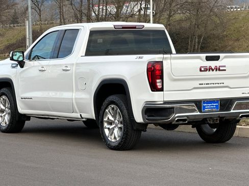 Used 2022 GMC Sierra 1500 SLE w/ X31 Off-Road Package image 5