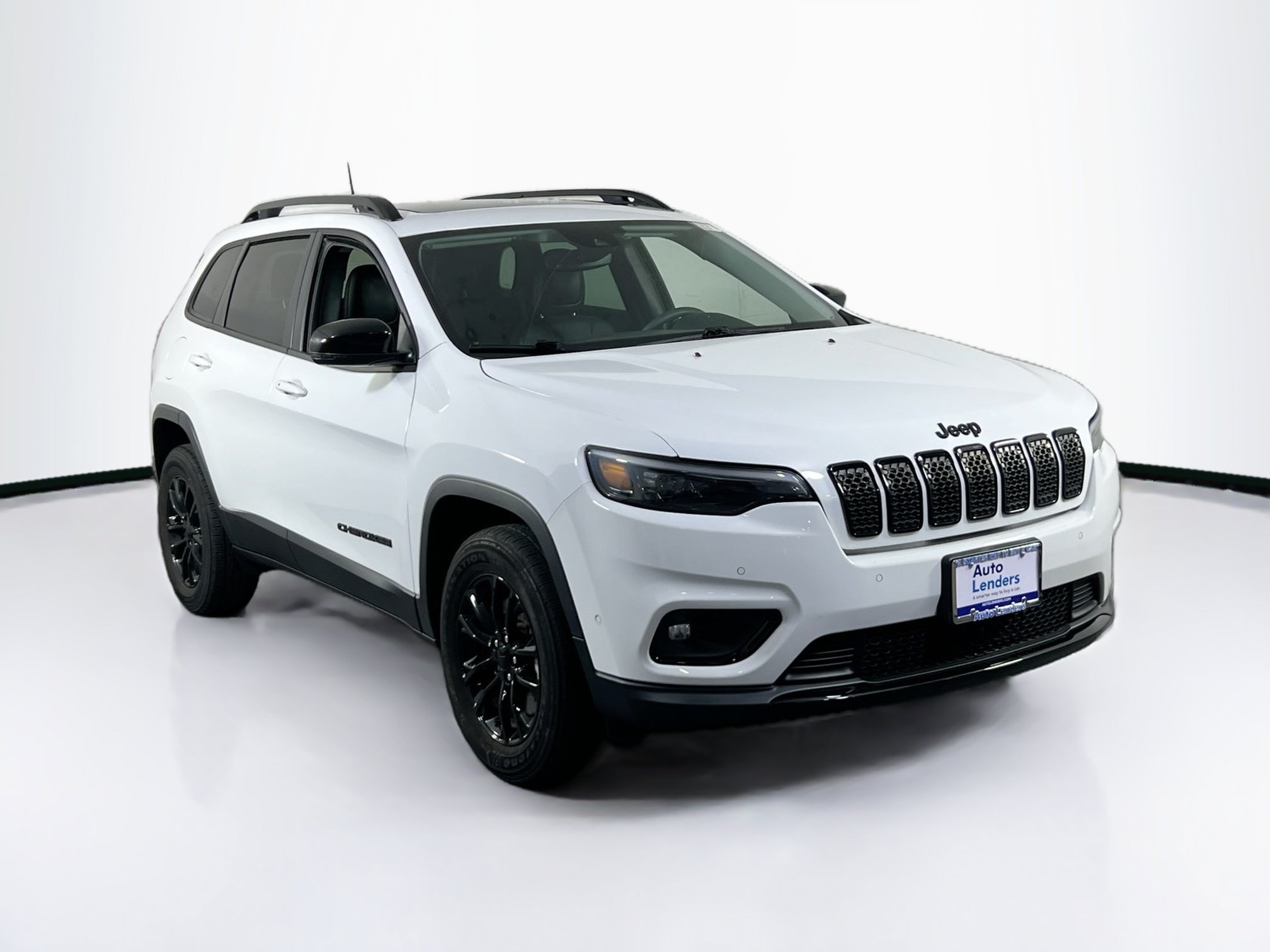 Used 2023 Jeep Cherokee Altitude Lux w/ Lux Elite Package AWD/4WD image 3