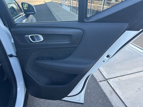 Certified 2025 Volvo XC40 B5 Plus image 12