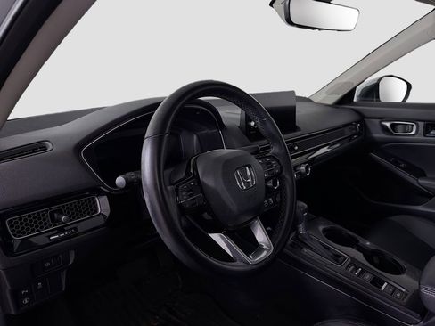 Used 2022 Honda Civic Touring image 10