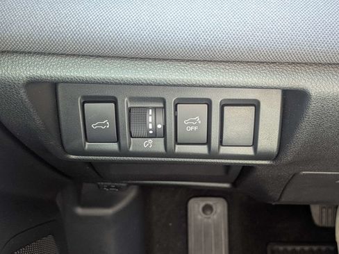 Certified 2025 Subaru Outback Premium AWD/4WD image 26