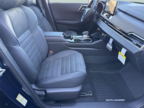 New 2026 Mitsubishi Outlander SE FWD image 26