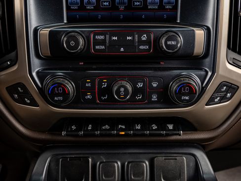 Used 2016 GMC Sierra 2500 Denali w/ Duramax Plus Package image 22