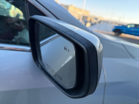 Used 2021 Chevrolet Malibu LT image 20