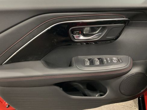 Used 2025 Acura ADX A-Spec image 18