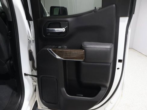 Used 2022 GMC Sierra 1500 Elevation image 24