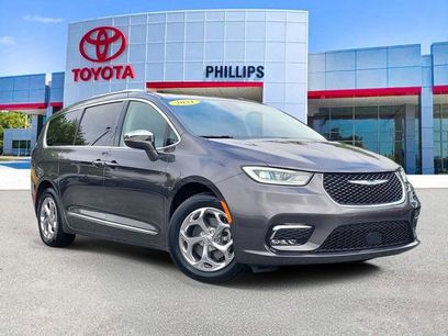 Used 2021 Chrysler Pacifica Limited