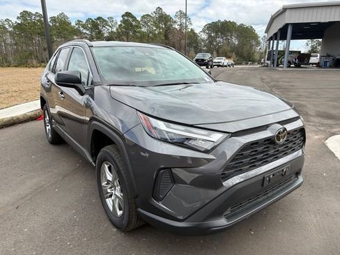 Used 2025 Toyota RAV4 LE image 12
