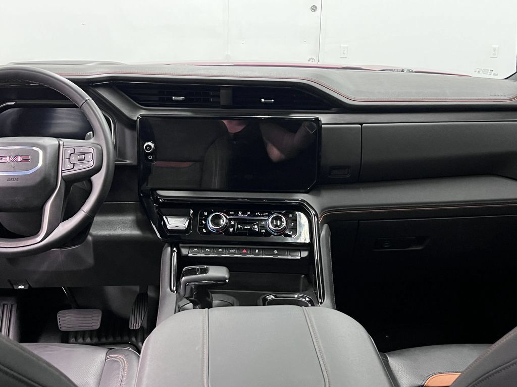 Used 2025 GMC Sierra 1500 AT4 w/ AT4 Premium Package AWD/4WD image 26