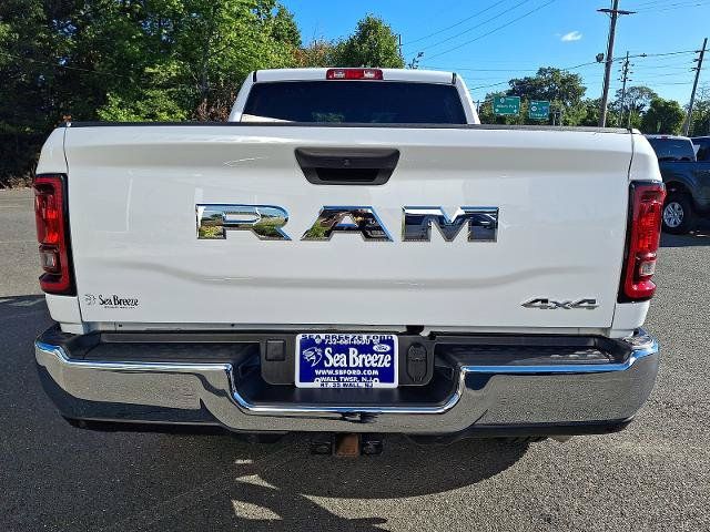 Used 2026 RAM 2500 Big Horn AWD/4WD image 5