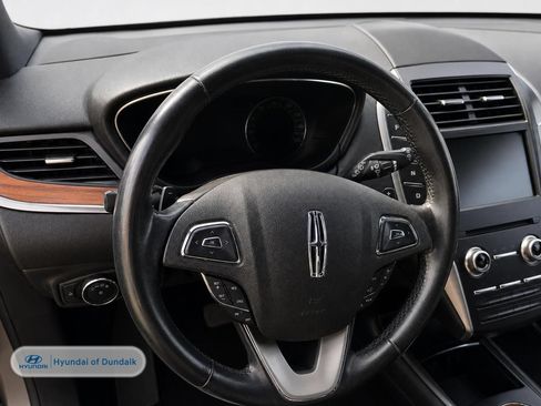 Used 2019 Lincoln MKC Select w/ Select Plus Package AWD/4WD image 8