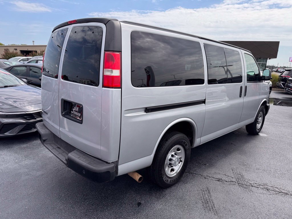 Used 2019 Chevrolet Express 2500 LS RWD image 5