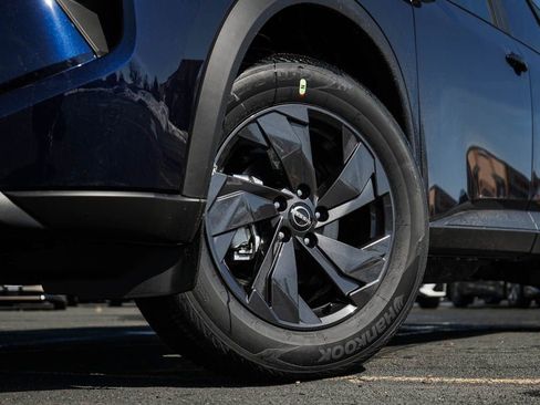 New 2026 Nissan Rogue SV AWD/4WD image 6