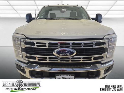 Used 2024 Ford F350 XLT AWD/4WD image 9