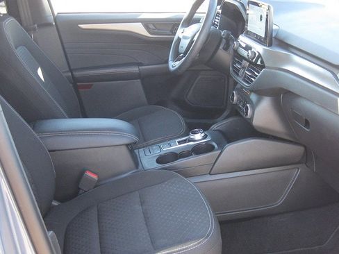 Used 2023 Ford Escape Active image 15