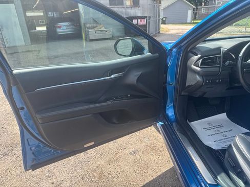 Used 2020 Toyota Camry XSE w/ 4 Season Floor Mat Package FWD image 11