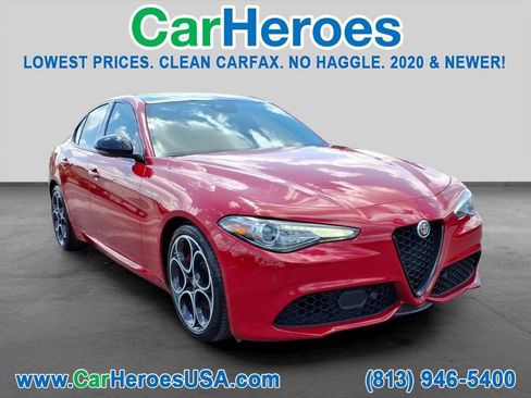Used 2023 Alfa Romeo Giulia Veloce RWD image 1