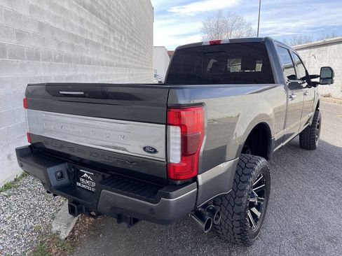 Used 2017 Ford F350 Platinum w/ Platinum Ultimate Package AWD/4WD image 6