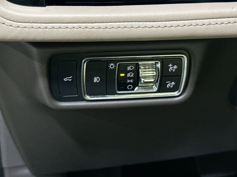 Used 2020 Lincoln Aviator Reserve w/ Equipment Group 201A image 10