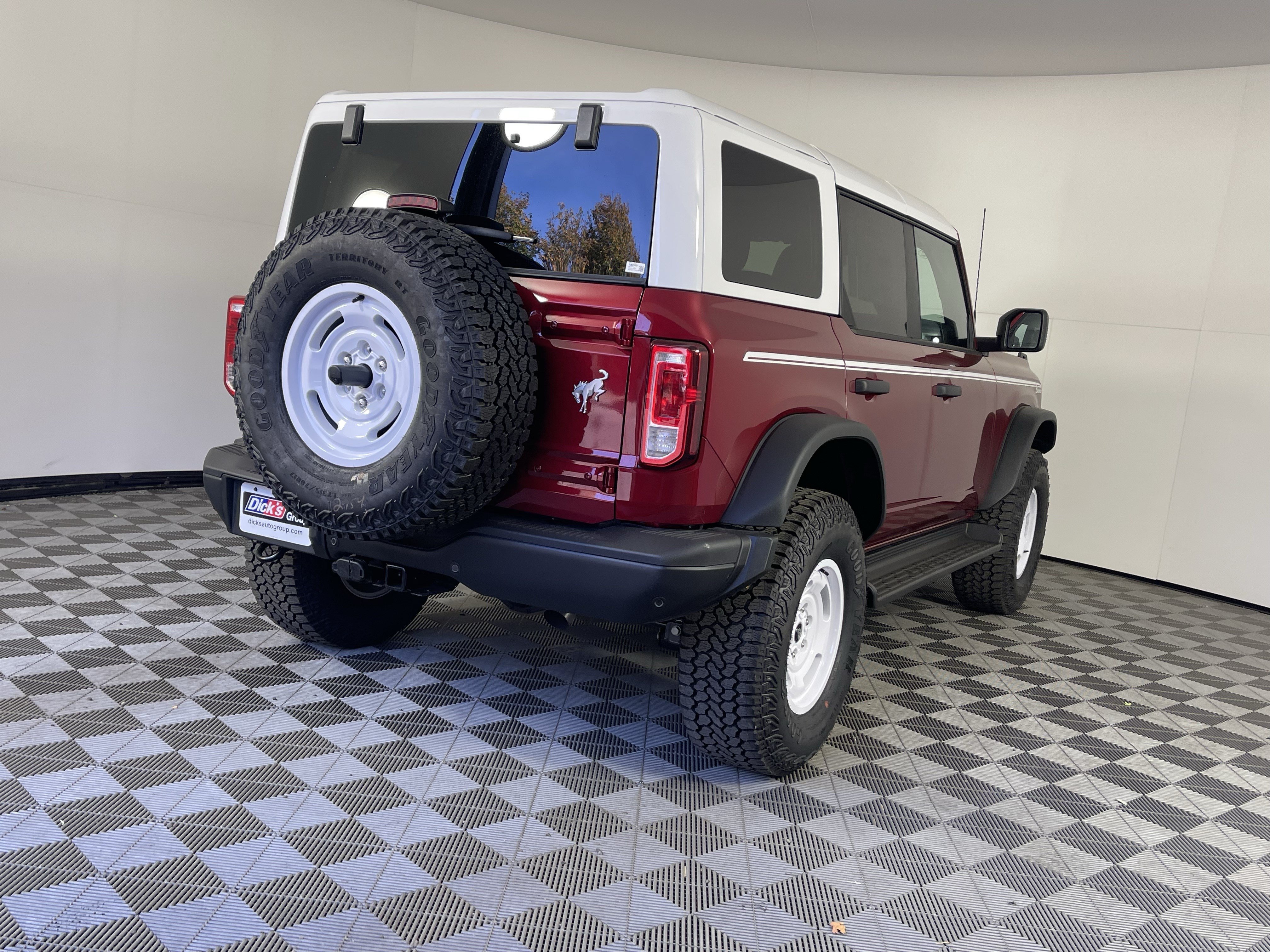 New 2026 Ford Bronco Heritage Edition AWD/4WD image 5