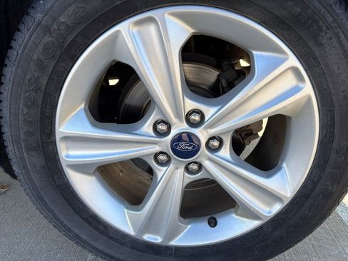 Used 2014 Ford Escape SE w/ Equipment Group 201A image 8