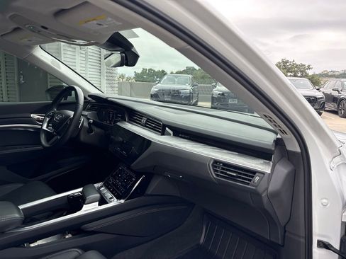 Used 2024 Audi Q8 e-tron Prestige w/ Prestige Package AWD/4WD image 15