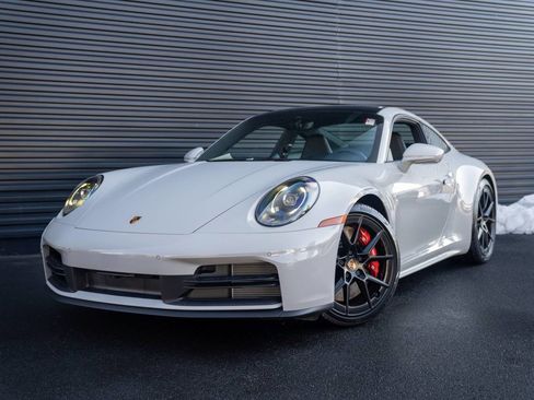 New 2026 Porsche 911 Carrera 4S image 1