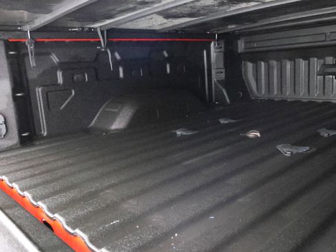 Used 2024 Chevrolet Silverado 2500 LT w/ Z71 Sport Edition image 5