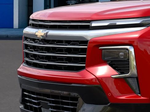 New 2026 Chevrolet Traverse High Country FWD image 13