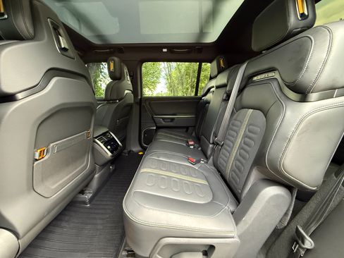 Used 2025 Rivian R1S Adventure AWD/4WD image 13
