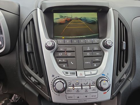 Used 2015 Chevrolet Equinox LT FWD image 22